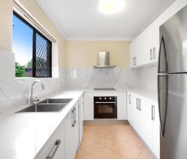 2/481 Vulture St E, East Brisbane - Photo 1