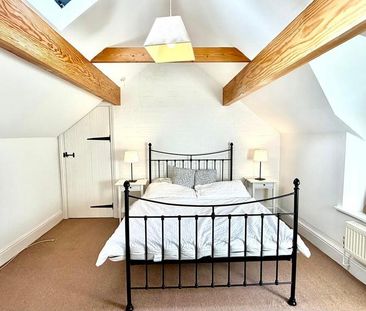 2 bedroom cottage to rent - Photo 1