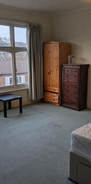 1 bedroom in a house share to rent - Photo 1