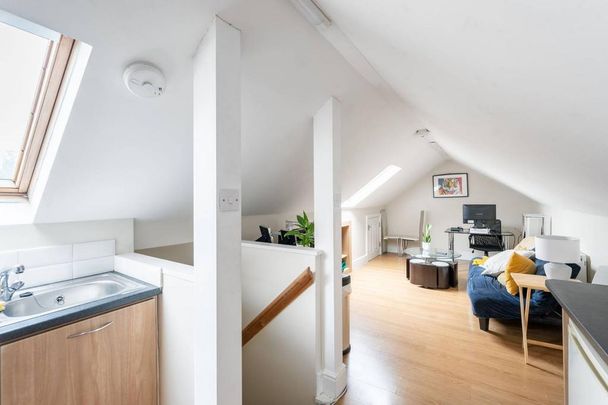 1 bedroom flat to rent - Photo 1