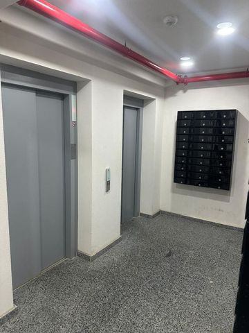 Garsoniera de inchiriat la 7 minute de metrou Berceni - Fotografie 4