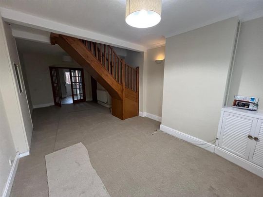 2 bedroom terraced house to rent - Photo 1
