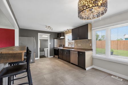 For Lease - 7566 Sixth Line, Milton, Ontario - Photo 3