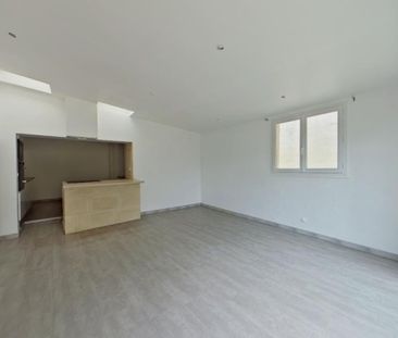 Location Appartement 4 pièces 83m² POITIERS 86000 - Photo 1