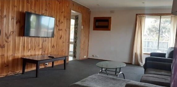 Melton South - Photo 2