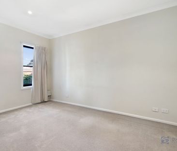 3 BEDROOM HOME, IN A GREAT LOCATION - Photo 1