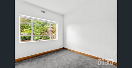 Bright, Character & Great Location - Photo 4