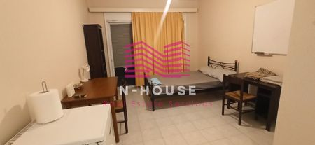 Studio/Γκαρσονιέρα για ενοικίαση Κέντρο (Ρίο) - Photo 4