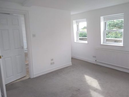 1 Bed Flat, Barnes, SW13 - Photo 3