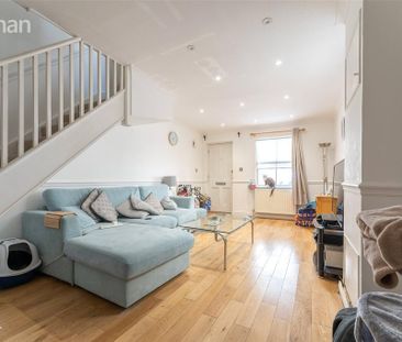 2 bedroom end of terrace house to rent - Photo 2