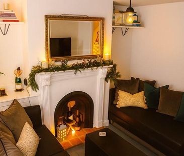 2 bedroom terraced house to rent - Photo 1