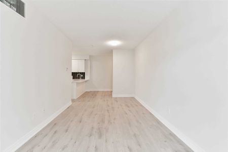 For Lease - 263 Georgian Drive Unit# 212, Oakville, Ontario - Photo 2