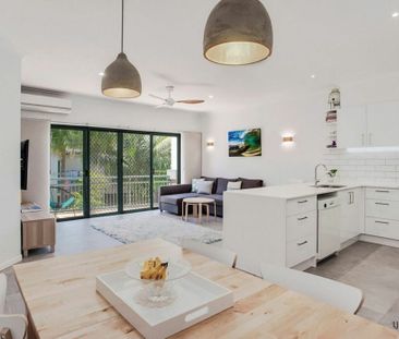 RENOVATED FURNISHED BEACHFRONT APARTMENT WITH POOL - Photo 6