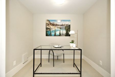 Condo Townhouse For Lease | C8132760 - Photo 2