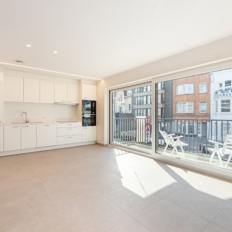 Nieuwbouw, 1 slaapkamer appartement te huur in de Panne - Foto 1