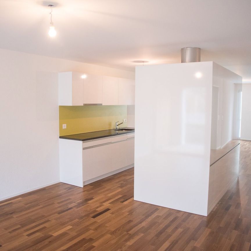 3.5 Zimmer, 97 m², 5. Stock - Photo 1