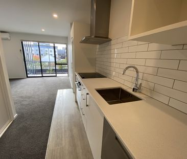 102/142 Leinster Road, Merivale - Photo 2