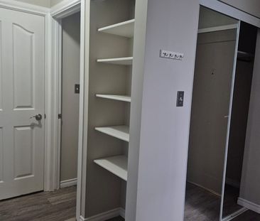 Newly Renovated!! 2 Bedroom Condo in Riverside Meadows Only $1095 a Mo - Photo 6