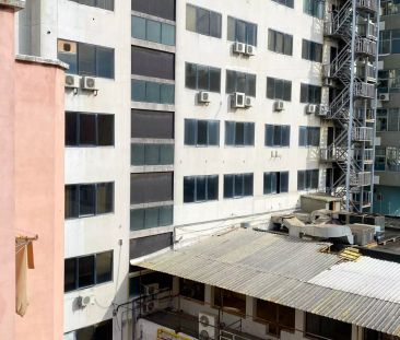 5-bedroom apartment for rent in Lisbon, professionals only - Photo 4