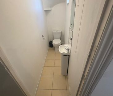Studio Flat, Derby Road, L20 - Photo 3