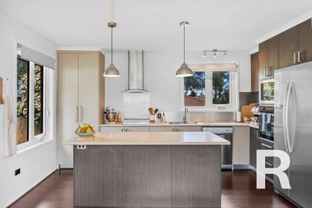 Beautifully Renovated 2-Bedroom Home in Clarendon Vale - Photo 4