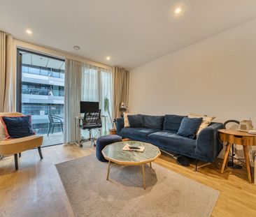 Hawthorne Crescent, London, SE10 - Photo 1