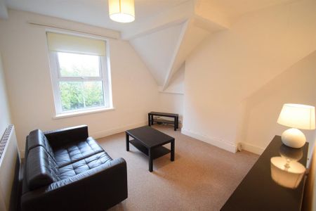 1 bedroom flat to rent - Photo 2