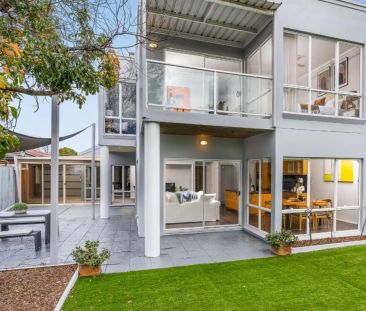 Large family home - Photo 6