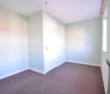 4 Bed Terraced House, Murray Close, NG5 - Photo 6