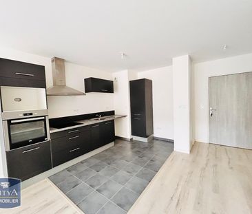 Location Appartement 3 pièces 63m² LAVAL 53000 - Photo 3