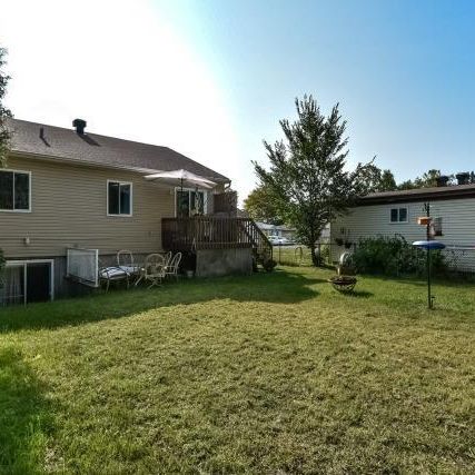 Très grand 5 ½ en haut d'un duplex à Blainville, J7C2P4 - Photo 4