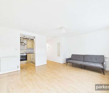 St. Helens Court, Wokingham Road, Reading, Berkshire, RG6 - Photo 1