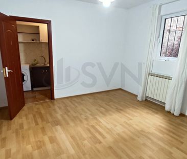 Casă / Vilă spațioasă cu curte mare de închiriat în... - Fotografie 5