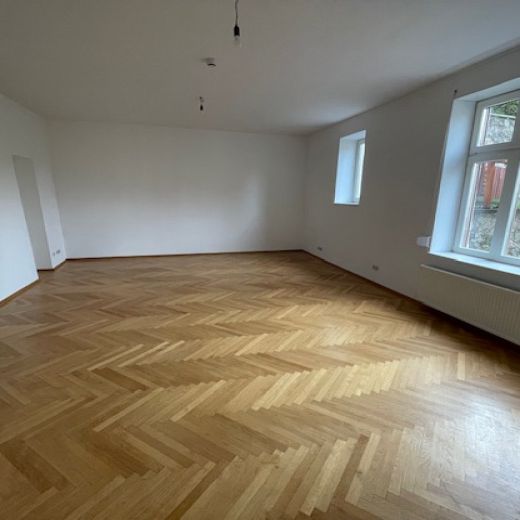 Graz-Geidorf: 3-Zimmer-Terrassenwohnung mit Lift und Parkplatz! - Photo 1