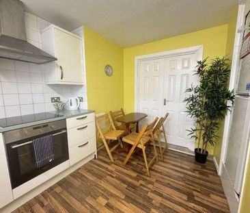 4 bedroom house of multiple occupation to rent - Photo 6