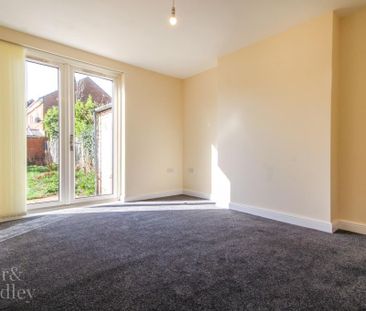 3 bedroom detached house to rent - Photo 1