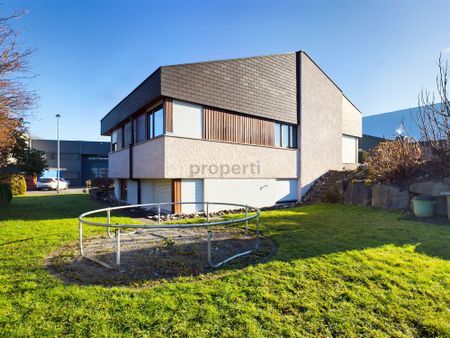 Familienparadies: Einfamilienhaus mit 6.5 Zimmern in Widnau - Photo 4