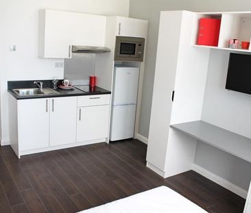 Studio to rent - Photo 4