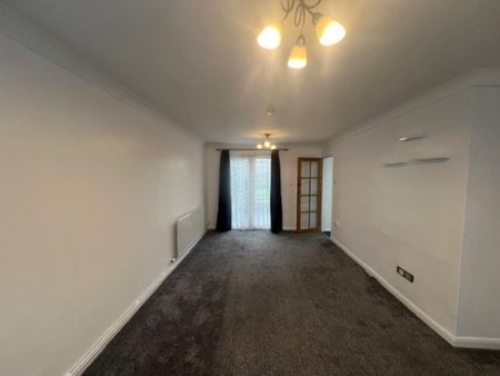 3 bedroom terraced house to rent - Photo 3