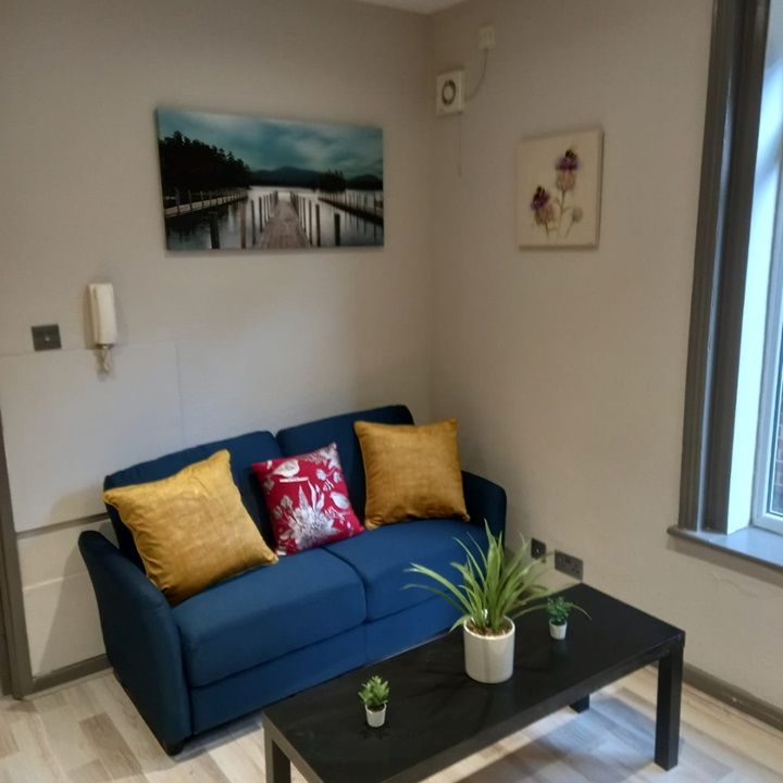 2 Bed Flat, London Road, RG1 - Photo 1