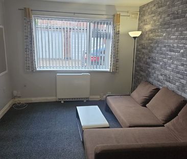 Studio Flat, Eagle House, CV1 - Photo 5