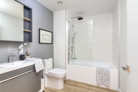 2125 rue Ward, Montréal, QC - Photo 2