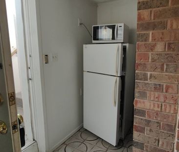 For Lease - 3 Charlton Boulevard Unit# LOWER BASEMENT, Toronto, Ont... - Photo 4