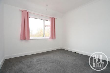 2 bedroom semi-detached house to rent - Photo 2