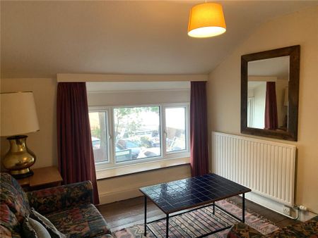 3 bedroom end of terrace house to rent - Photo 3