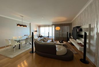 4 Bedroom Apartment with parking, Telheiras, Lisboa