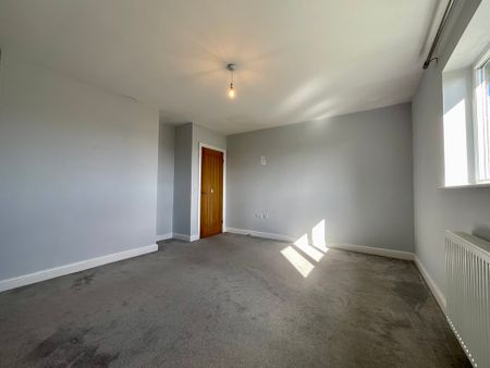 3 bedroom Detached Bungalow to let - Photo 4