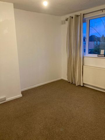3 Bed Semi-Detached House, Sydney Road, NG8 - Photo 2