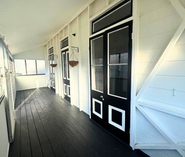 Classic Character Home - Photo 4