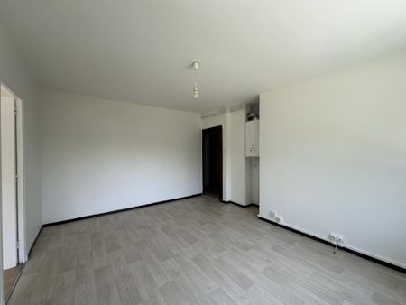 Location Appartement 3 pièces 51m² MEYLAN 38240 - Photo 5